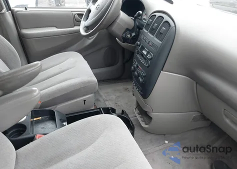 2003 Dodge Grand Caravan Sport z USA, uszkodzony, nr VIN 2D4GP44L43R102677